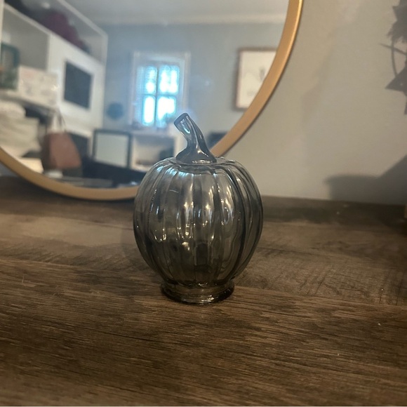 Target Bullseye Playground GLASS PUMPKIN Autumn Halloween Fall Thanksgiving - Picture 1 of 3